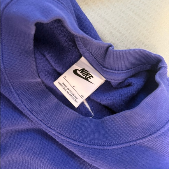 Nike Royal Blue Fleece Sweatshirt - Picture 2 of 3